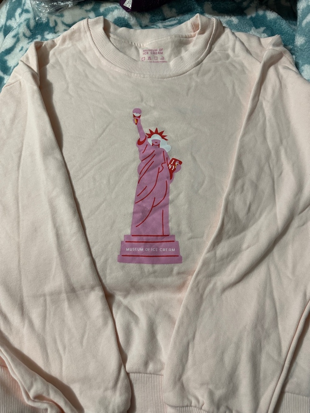 Museum of Ice Cream Pink Statue Sweatshirt